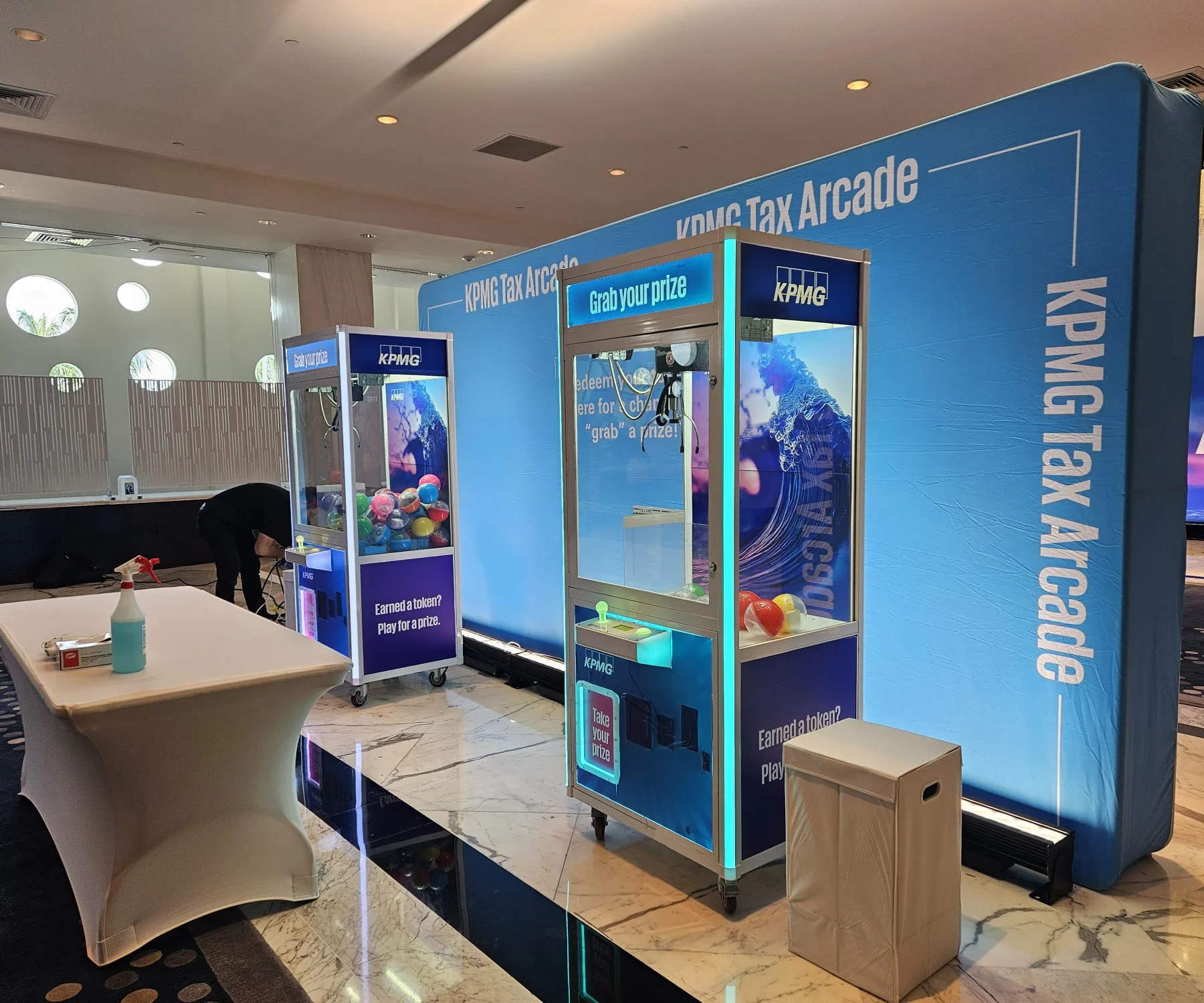claw machine rental for Florida Consumer trade shows