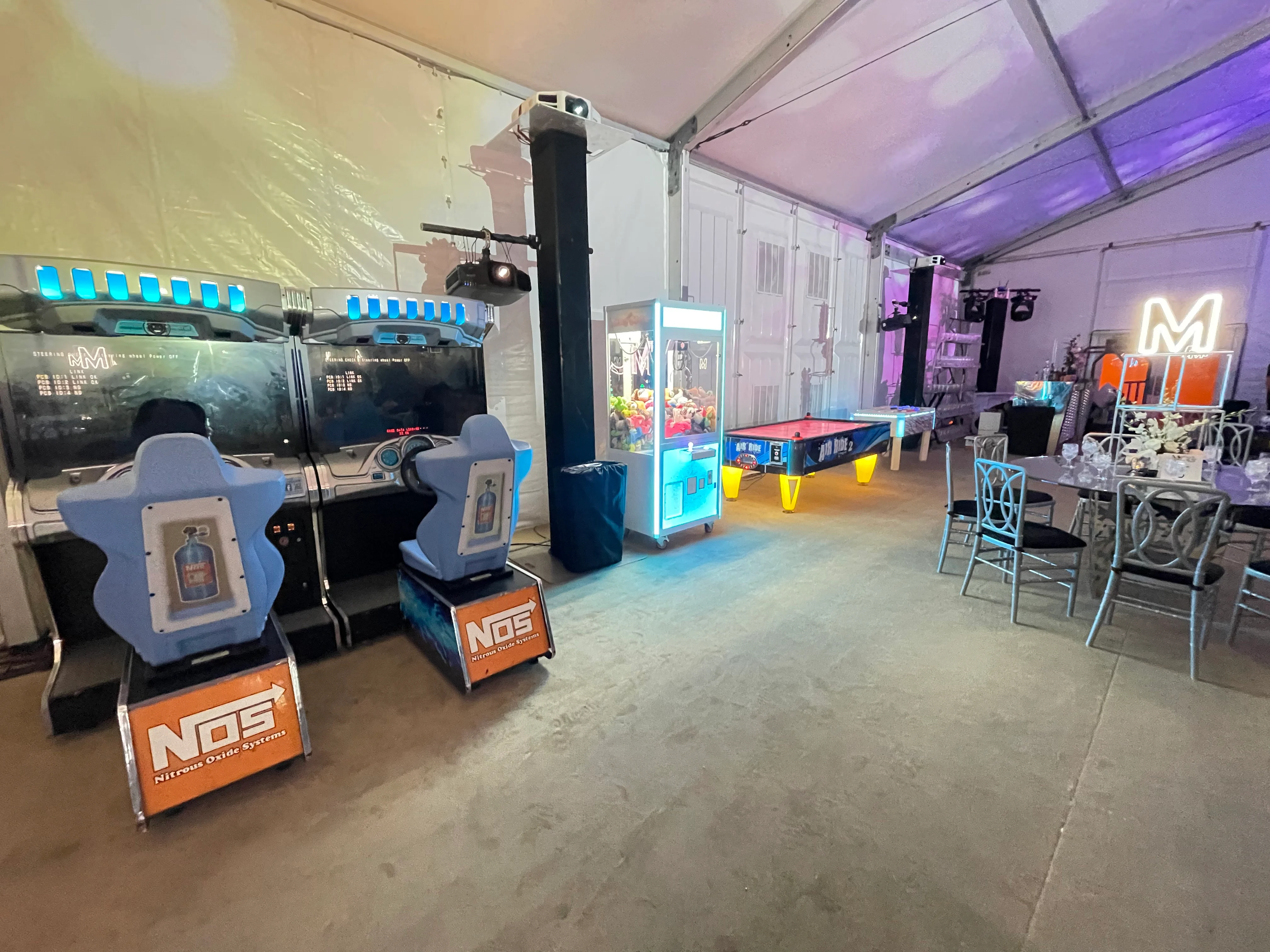 custom branded arcade claw machine rental in Florida